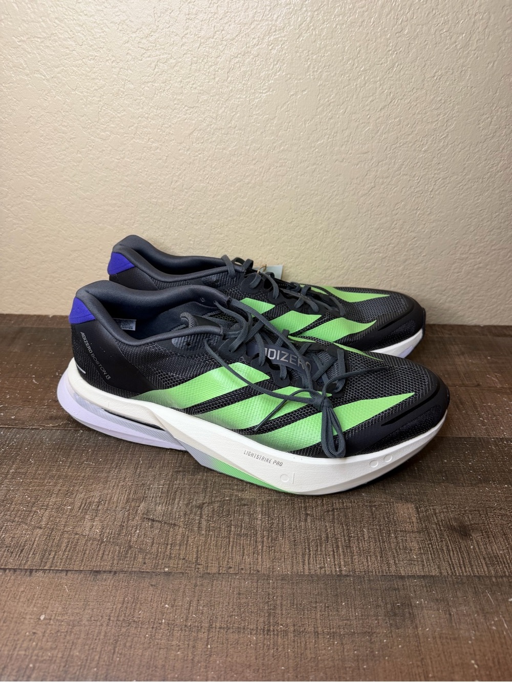 adidas Adizero Boston 13 'Black Lime Burst'
- Size 9.5 Men.